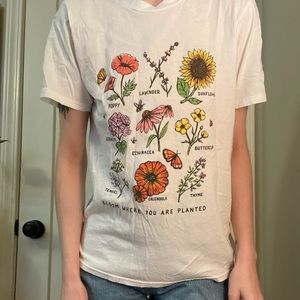 Bloom where you are planted tee🌻